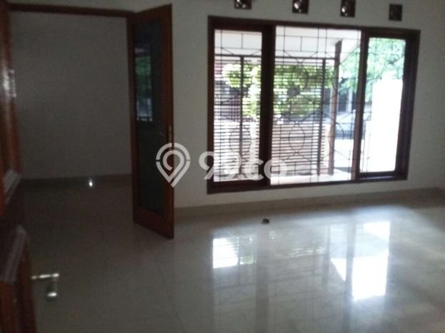 Jual Rumah Luas Megah Dengan View Eksklusif di Bintaro, Tangerang Selatan Jual Rumah Luas Megah Dengan View Eksklusif di Bintaro, Tangerang Selatan