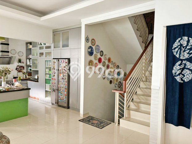 Dijual Rumah Luas Elegan Dengan View Eksklusif di Bintaro, Tangerang Selatan Dijual Rumah Luas Elegan Dengan View Eksklusif di Bintaro, Tangerang Selatan