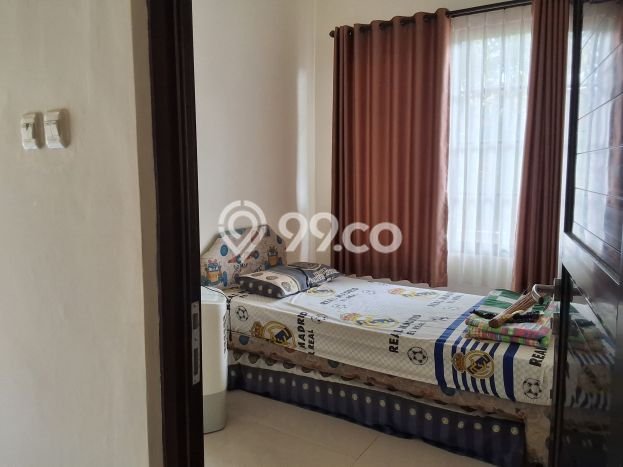 Rumah Asri area BSD, Tangerang, LT 281m² LB 120m² Rumah Asri area BSD, Tangerang, LT 281m² LB 120m²