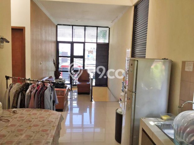 Rumah Luxury Modern Tanpa Renovasi di Bendungan Hilir Jakarta Pusat Rumah Luxury Modern Tanpa Renovasi di Bendungan Hilir Jakarta Pusat