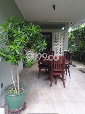 Hunian Mewah LB 250m2 Siap Pakai Desain Elegan di Bintaro, Tangerang Selatan Hunian Mewah LB 250m2 Siap Pakai Desain Elegan di Bintaro, Tangerang Selatan