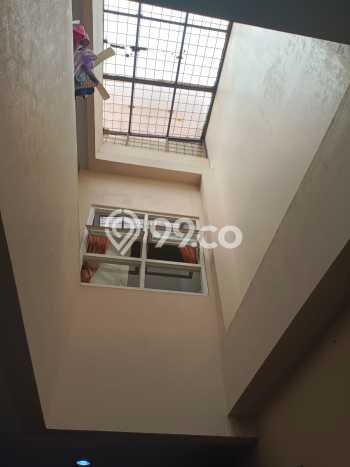 Rumah Mewah LB 40m2 Siap Pakai Desain Elegan di Bintaro, Tangerang Selatan Rumah Mewah LB 40m2 Siap Pakai Desain Elegan di Bintaro, Tangerang Selatan