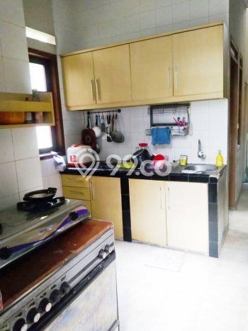 KESEMPATAN TERBAIK! Rumah Asri di Bintaro, LT 172m2m² Bangunan 100m2m² KESEMPATAN TERBAIK! Rumah Asri di Bintaro, LT 172m2m² Bangunan 100m2m²