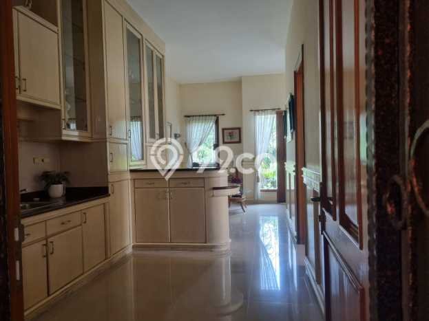 Rumah EXCLUSIVE! area Cibubur, Bogor, Luas 951m² Bangunan 460m², BISA KPR Rumah EXCLUSIVE! area Cibubur, Bogor, Luas 951m² Bangunan 460m², BISA KPR