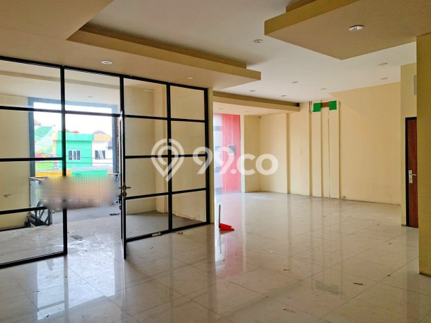 Ruko Dijual di Jakarta Selatan LT 150m2 & LB 360m2 Lokasi Terbaik! Ruko Dijual di Jakarta Selatan LT 150m2 & LB 360m2 Lokasi Terbaik!