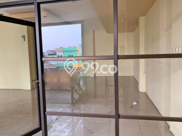 Ruko Dijual di Jakarta Selatan LT 150m2 & LB 360m2 Lokasi Terbaik! Ruko Dijual di Jakarta Selatan LT 150m2 & LB 360m2 Lokasi Terbaik!