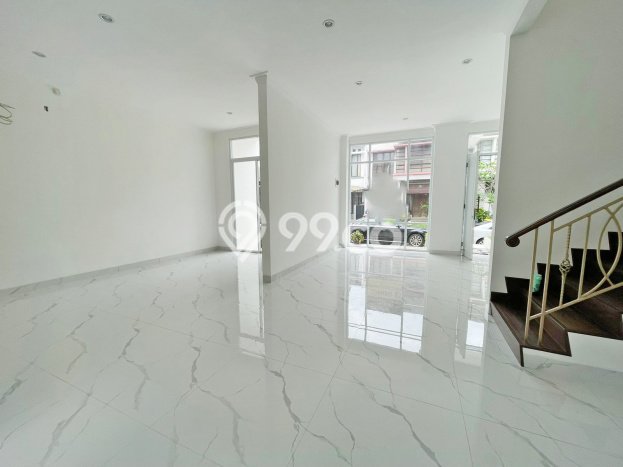 Rumah Elit Modern Tanpa Renovasi di Bintaro Tangerang Selatan Rumah Elit Modern Tanpa Renovasi di Bintaro Tangerang Selatan