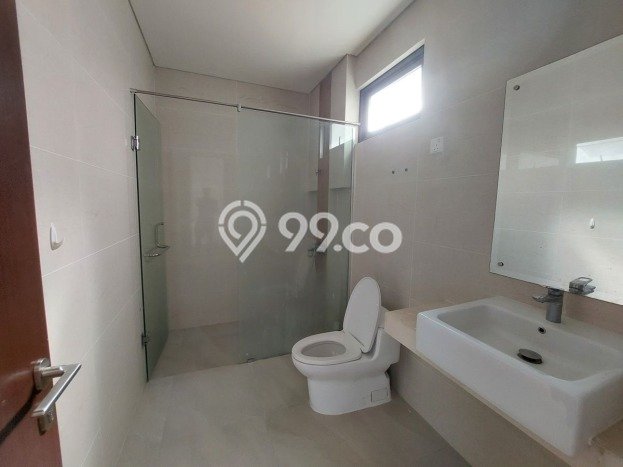 Rumah Luxury Modern Tanpa Renovasi di BSD Tangerang Rumah Luxury Modern Tanpa Renovasi di BSD Tangerang