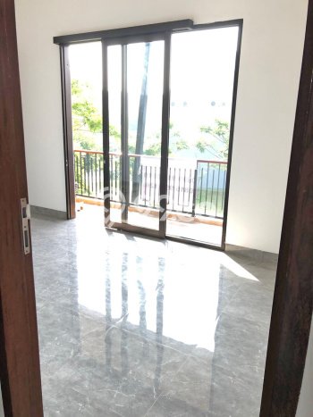 Rumah Elit LB 200m2 Siap Pakai Desain Elegan di BSD City, Tangerang Rumah Elit LB 200m2 Siap Pakai Desain Elegan di BSD City, Tangerang