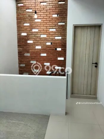 Rumah Elit Modern Tanpa Renovasi di Setiabudi Bandung Rumah Elit Modern Tanpa Renovasi di Setiabudi Bandung