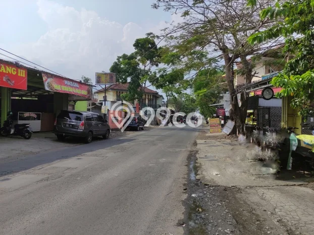 Kos-kosan Dijual di Tarogong Kidul, Garut, 20 KT, 20 KM, Bangunan 350m2 Kos-kosan Dijual di Tarogong Kidul, Garut, 20 KT, 20 KM, Bangunan 350m2