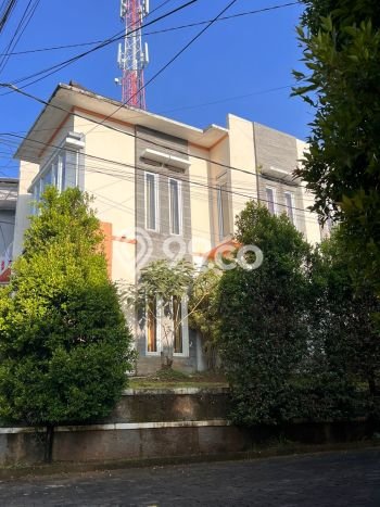 Jarang Ada! Rumah Kontrakan 5 Kamar Bagus Siap Huni Padasuka Jarang Ada! Rumah Kontrakan 5 Kamar Bagus Siap Huni Padasuka