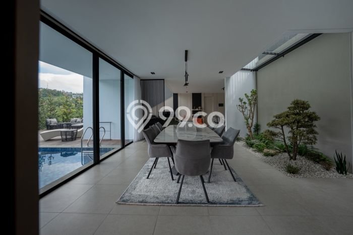 Tersedia Vila di Coblong, Area 414m2m², Lokasi Premium Tersedia Vila di Coblong, Area 414m2m², Lokasi Premium