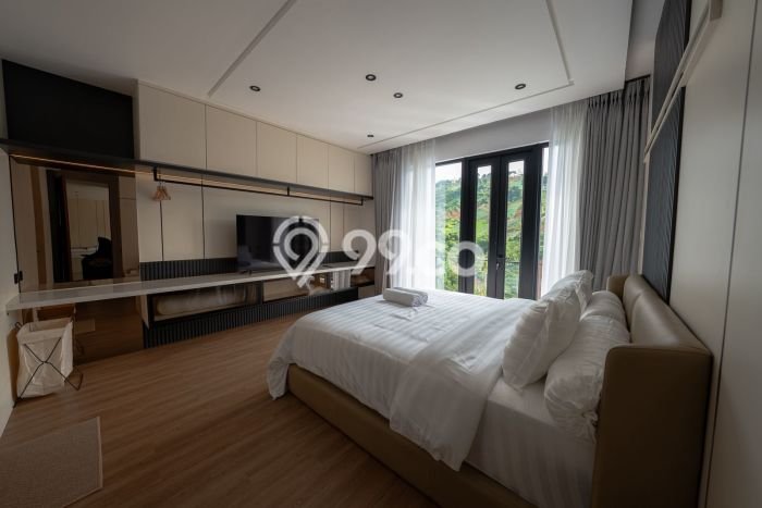 Tersedia Vila di Coblong, Area 414m2m², Lokasi Premium Tersedia Vila di Coblong, Area 414m2m², Lokasi Premium