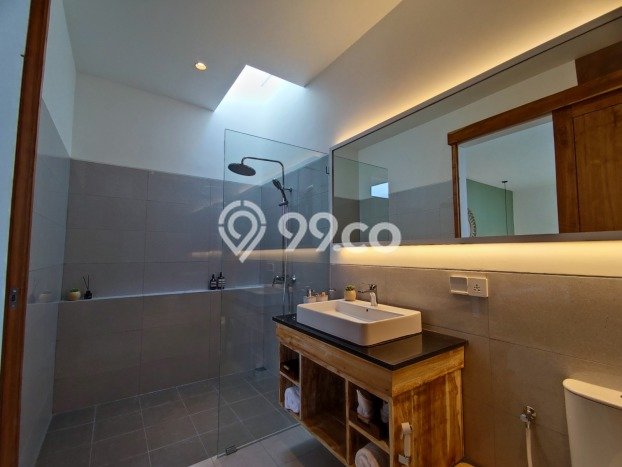 LOKASI STRATEGIS! Vila Kawasan , Luas 100m2m², Lingkungan Strategis LOKASI STRATEGIS! Vila Kawasan , Luas 100m2m², Lingkungan Strategis