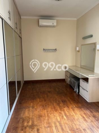 Rumah sewa siap pakai 7 KT di Kemang, Jakarta Selatan Rumah sewa siap pakai 7 KT di Kemang, Jakarta Selatan
