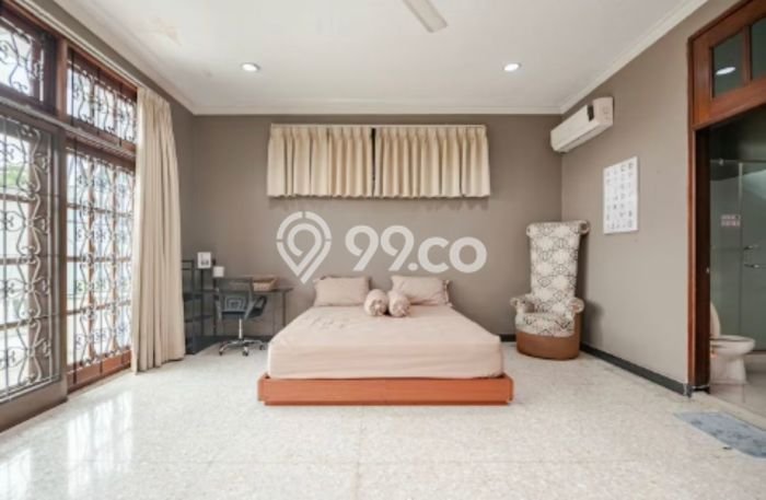 Dijual Rumah Luas Elegan Dengan View Cantik di Pondok Indah, Jakarta Selatan Dijual Rumah Luas Elegan Dengan View Cantik di Pondok Indah, Jakarta Selatan
