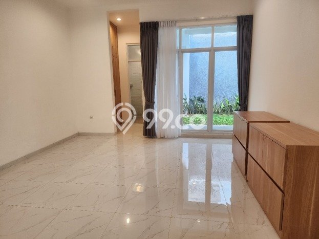 Rumah Sewa Jakarta Selatan LT 305m2 LB 240m2 Area Pondok Indah Rumah Sewa Jakarta Selatan LT 305m2 LB 240m2 Area Pondok Indah