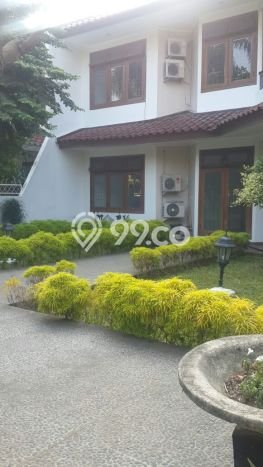 Siap Huni Rumah Mewah 6 Kamar di Pesanggrahan Dekat ke Mana Pun Siap Huni Rumah Mewah 6 Kamar di Pesanggrahan Dekat ke Mana Pun