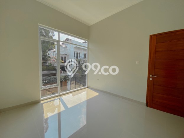 Rumah Luas Asri 4 KT Siap Pakai di Geger Kalong Bandung Rumah Luas Asri 4 KT Siap Pakai di Geger Kalong Bandung