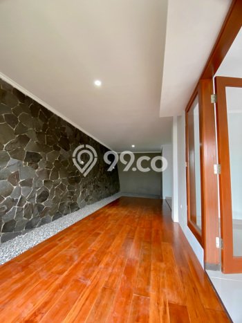 Rumah Luas Asri 4 KT Siap Pakai di Geger Kalong Bandung Rumah Luas Asri 4 KT Siap Pakai di Geger Kalong Bandung