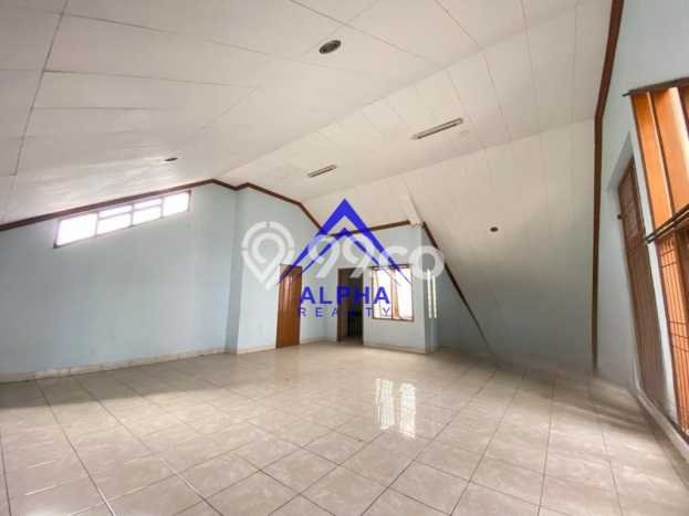 Disewakan! Rumah 8 Kamar Tidur &
8 Kamar Mandi di Sukaluyu, Bandung Disewakan! Rumah 8 Kamar Tidur &
8 Kamar Mandi di Sukaluyu, Bandung