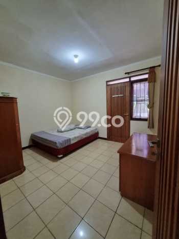 Jarang Ada! Rumah Sewa 4 Kamar Bagus Siap Huni Tubagus Ismail Jarang Ada! Rumah Sewa 4 Kamar Bagus Siap Huni Tubagus Ismail