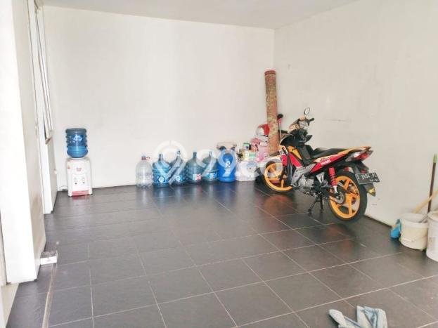 Disewakan! Rumah 3 Kamar Tidur &
3 Kamar Mandi di Dago Pakar, Bandung Disewakan! Rumah 3 Kamar Tidur &
3 Kamar Mandi di Dago Pakar, Bandung