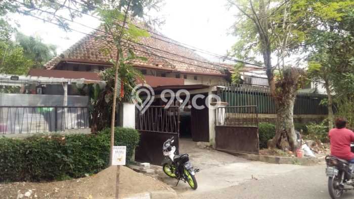 Rumah Elit Modern Tanpa Renovasi di Riau Bandung Rumah Elit Modern Tanpa Renovasi di Riau Bandung