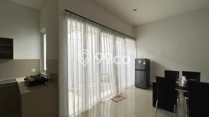 Disewakan Rumah Harga Terjangkau di Setiabudi Bandung dengan 3 Kamar Tidur Disewakan Rumah Harga Terjangkau di Setiabudi Bandung dengan 3 Kamar Tidur