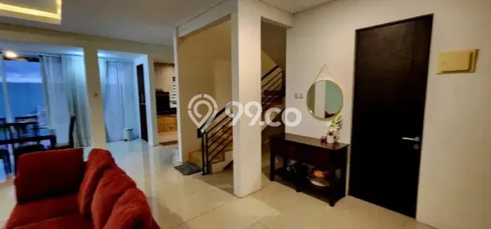 Lokasi terbaik! Rumah siap pakai disewakan di Coblong LB 200m2 Lokasi terbaik! Rumah siap pakai disewakan di Coblong LB 200m2