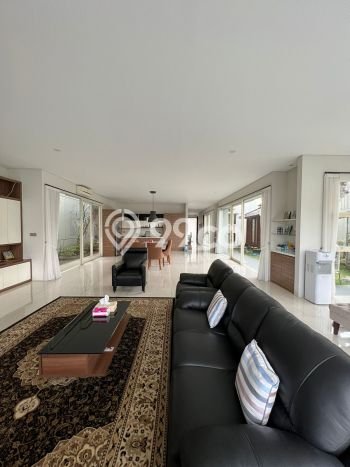 Ready to Use! Premium House LT 600m2 Desain Modern di Setiabudi Ready to Use! Premium House LT 600m2 Desain Modern di Setiabudi