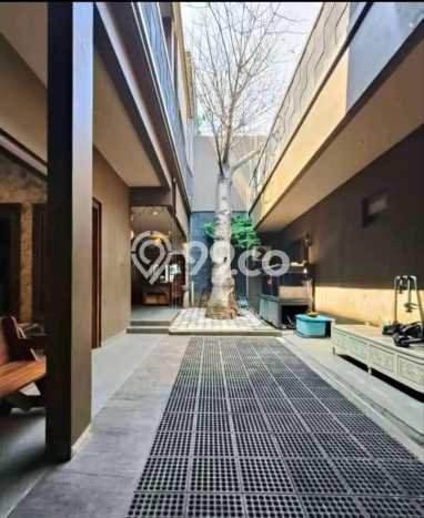 Hunian Mewah LB 480m2 Siap Huni Desain Elegan di Buah Batu, Bandung Hunian Mewah LB 480m2 Siap Huni Desain Elegan di Buah Batu, Bandung