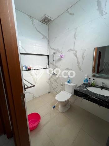 Rumah Sewa Bandung LT 289m2 LB 500m2 Kawasan Setra Duta Rumah Sewa Bandung LT 289m2 LB 500m2 Kawasan Setra Duta