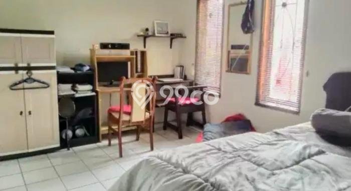 Dijual Rumah 5 Kamar Lokasi Strategis Nyaman dan Strategis di Lengkong Dijual Rumah 5 Kamar Lokasi Strategis Nyaman dan Strategis di Lengkong