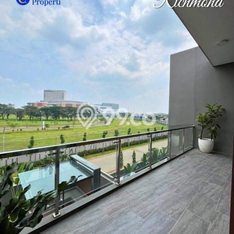 Ready to Use! Luxury House LT 200m2 Desain Modern di Kota Wisata Ready to Use! Luxury House LT 200m2 Desain Modern di Kota Wisata
