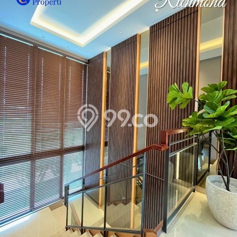 Ready to Use! Luxury House LT 200m2 Desain Modern di Kota Wisata Ready to Use! Luxury House LT 200m2 Desain Modern di Kota Wisata