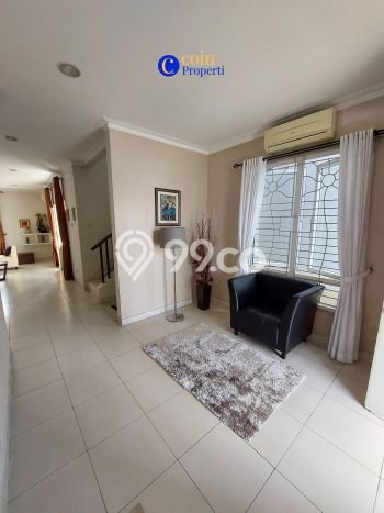 Ready to Use! Luxury House LT 220m2 Desain Elegan di Kota Wisata Ready to Use! Luxury House LT 220m2 Desain Elegan di Kota Wisata