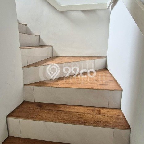 Rumah Modern 5 KT di Legenda Wisata Bogor Unfurnished Rumah Modern 5 KT di Legenda Wisata Bogor Unfurnished