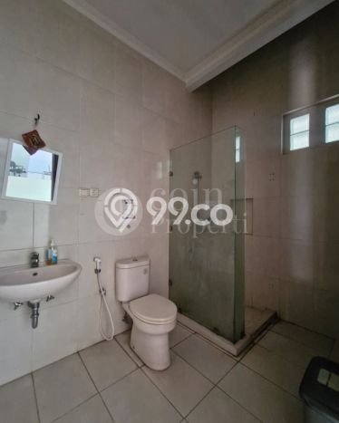 Dijual Rumah Luas Megah Dengan View Eksklusif di Kota Wisata, Bogor Dijual Rumah Luas Megah Dengan View Eksklusif di Kota Wisata, Bogor