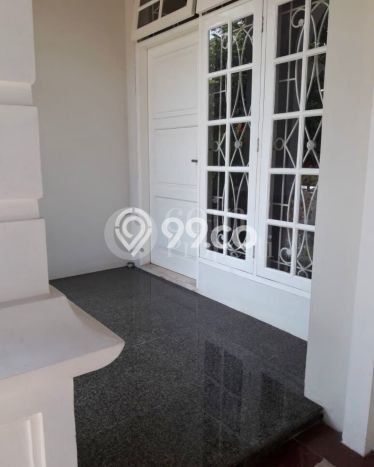 Dijual Rumah Luas Megah Dengan View Eksklusif di Legenda Wisata, Bogor Dijual Rumah Luas Megah Dengan View Eksklusif di Legenda Wisata, Bogor