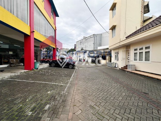 Disewakan Komersial komersial di Klojen luas bangunan 800m2 Disewakan Komersial komersial di Klojen luas bangunan 800m2