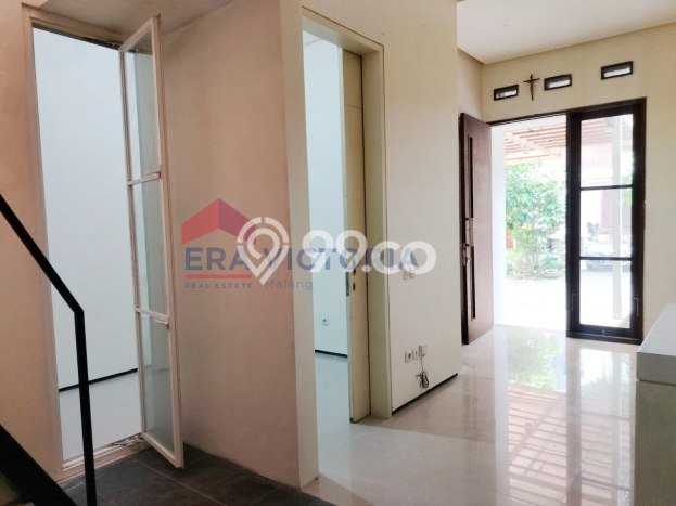 Hunian Cantik Minimalis Lb 64m2 di Blimbing, Malang Hunian Cantik Minimalis Lb 64m2 di Blimbing, Malang