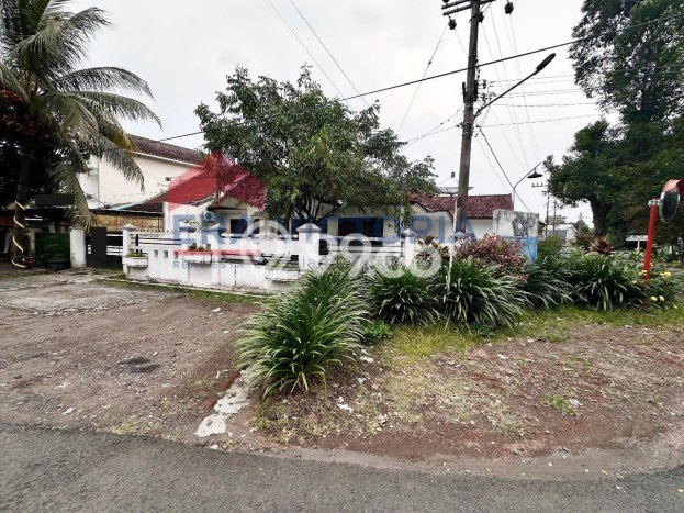 Disewakan Rumah Konsep Modern di Klojen Malang dengan 4 Kamar Disewakan Rumah Konsep Modern di Klojen Malang dengan 4 Kamar