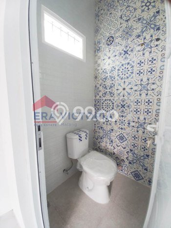 Kost Dijual di Merjosari dengan 25 KT dan Luas 560m2 Kost Dijual di Merjosari dengan 25 KT dan Luas 560m2