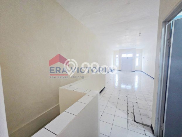Ruko Disewa di Malang dengan LB 120m2 Area Komersial Ramai Ruko Disewa di Malang dengan LB 120m2 Area Komersial Ramai