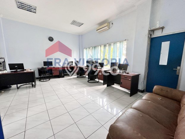 Komersial Dijual Lokasi Emas di Pakisaji Luas 1730m2 Komersial Dijual Lokasi Emas di Pakisaji Luas 1730m2
