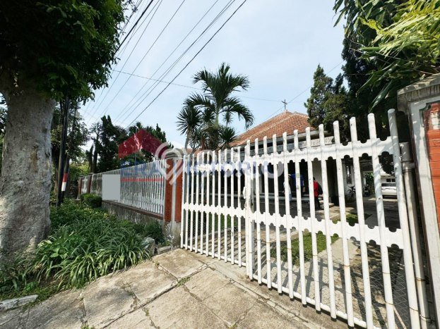 For Sale Rumah Elit Exclusive di Klojen, Malang For Sale Rumah Elit Exclusive di Klojen, Malang