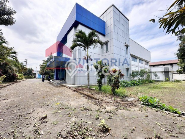 Komersial Dijual Lokasi Emas di Pakisaji Luas 1730m2 Komersial Dijual Lokasi Emas di Pakisaji Luas 1730m2
