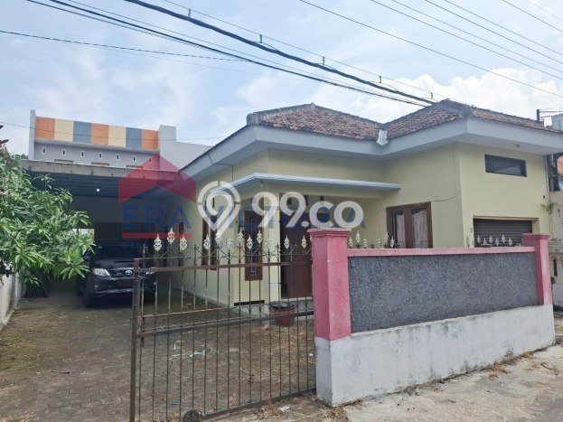 Rumah Bagus Siap Pakai Di Pakis Luas 280m2 Aman Rumah Bagus Siap Pakai Di Pakis Luas 280m2 Aman